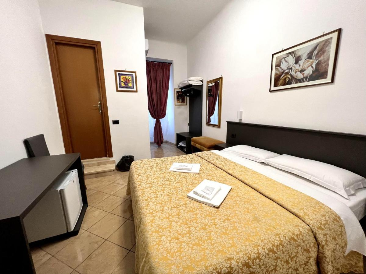 Hotel Domus Termini Rom Eksteriør billede
