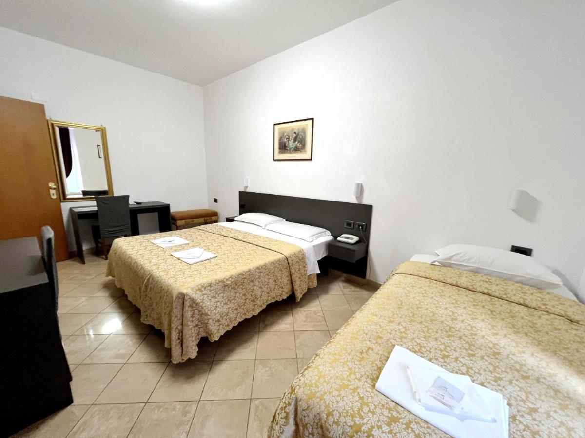 Hotel Domus Termini Rom Eksteriør billede