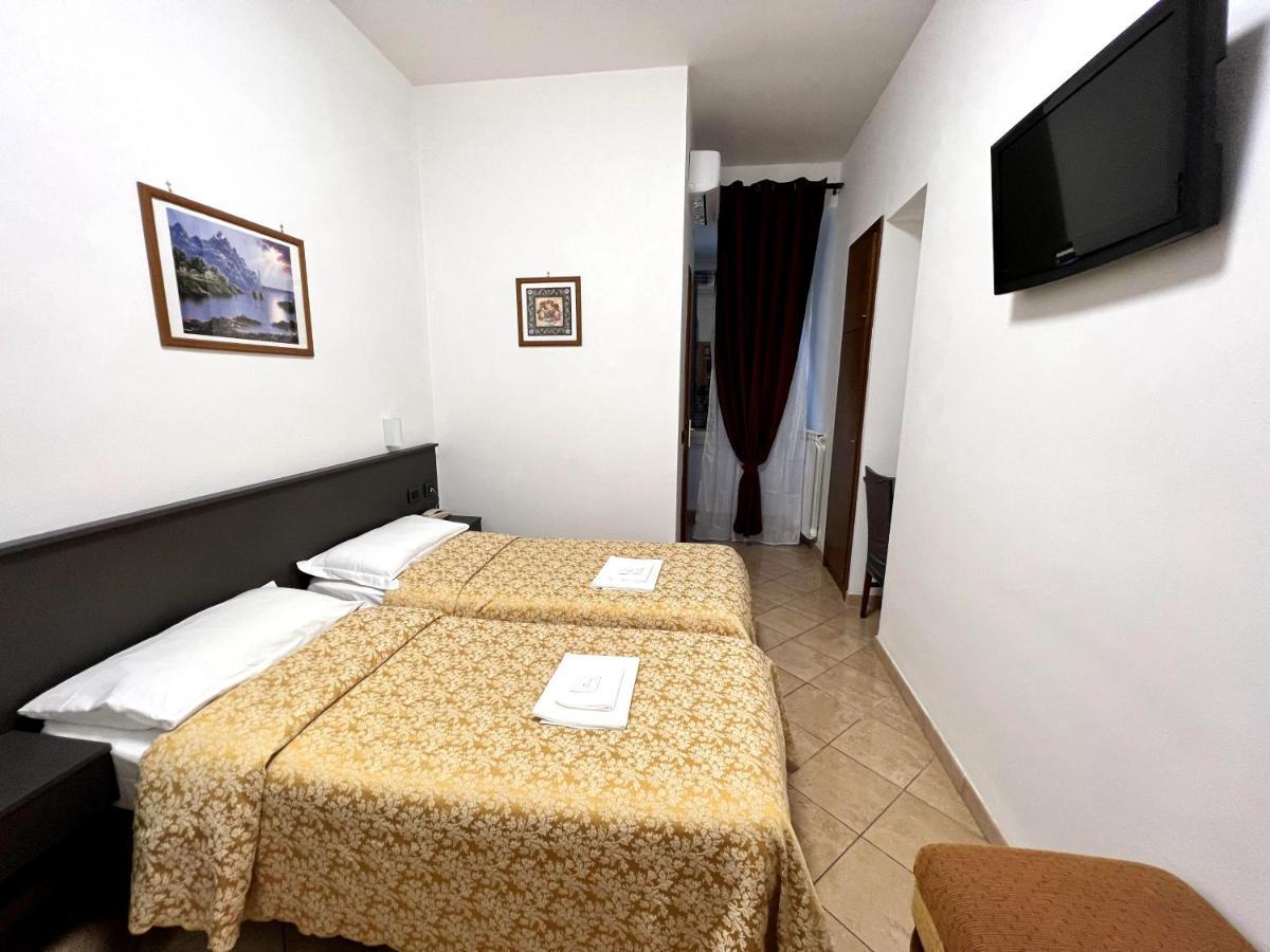 Hotel Domus Termini Rom Eksteriør billede